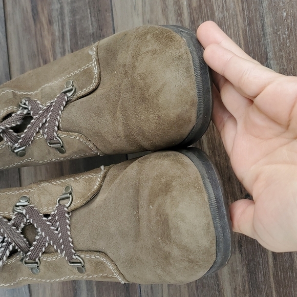 Eddie Bauer Women Suede Wedge Booties Shoes sz 8.5 - Picture 4 of 15